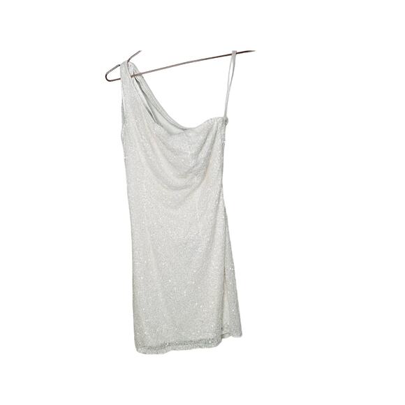 MAC DUGGAL White Sequined One Shoulder Low Back Draped Mini Dress Size 8 - Picture 4 of 13